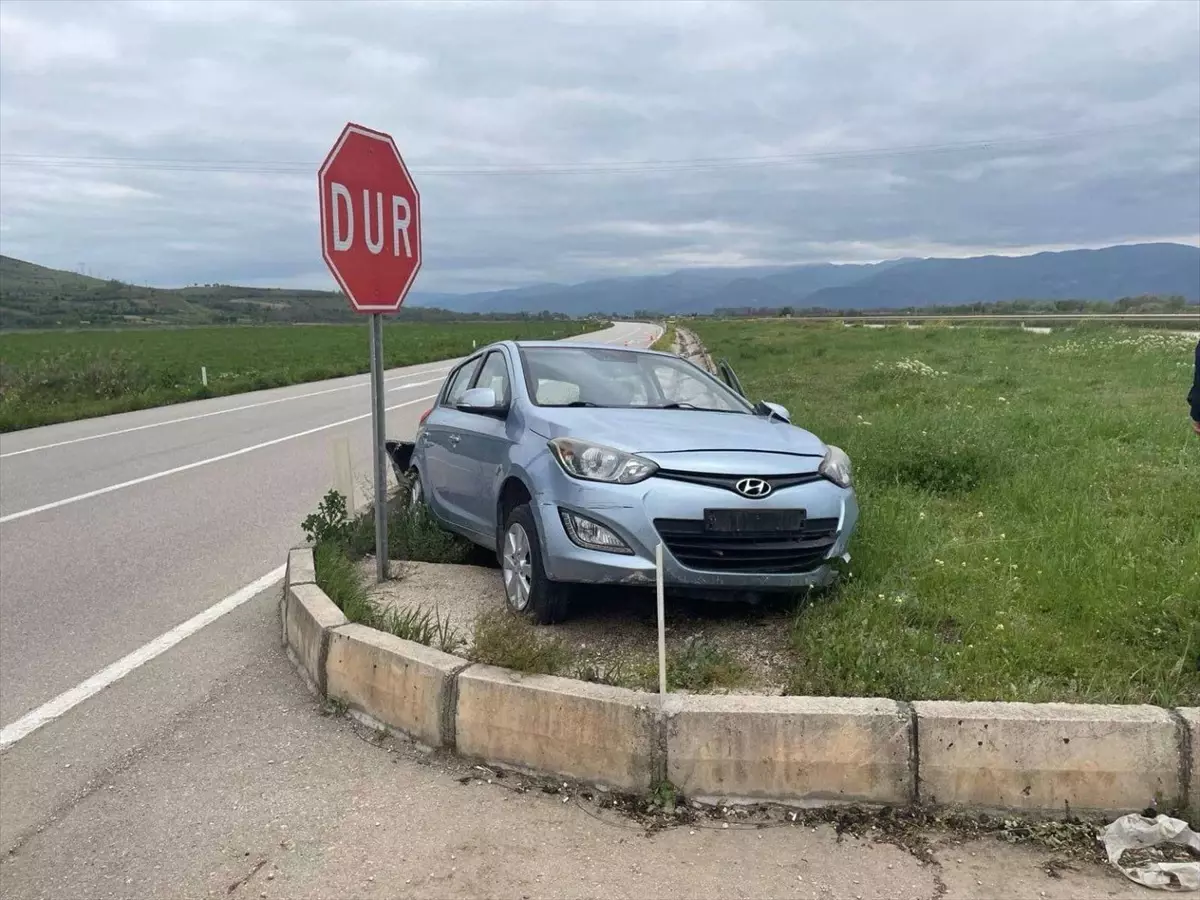 Tokat'ta Trafik Kazası: 2 Yaralı