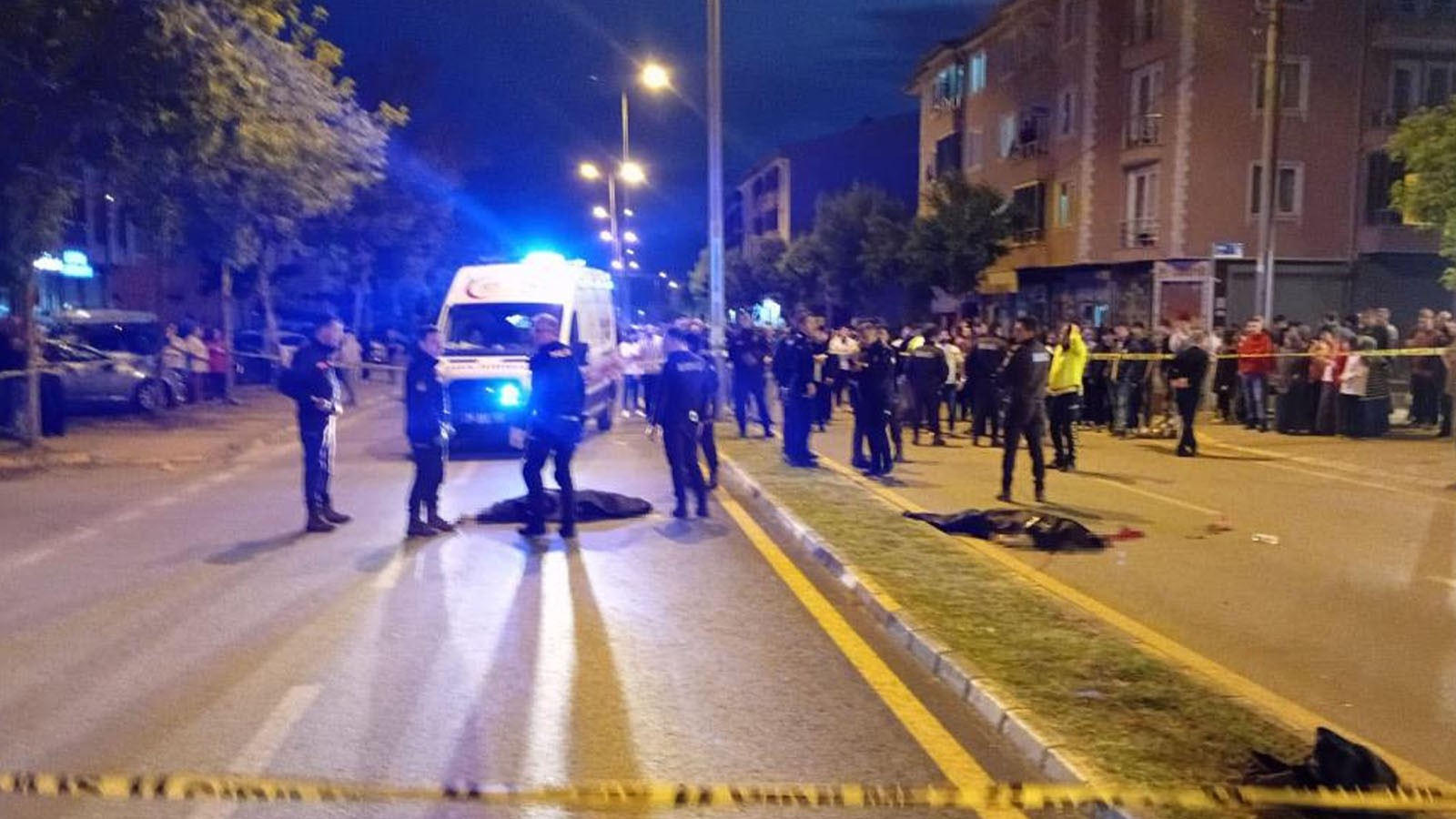 Sakarya'da dehşet verici kaza: İki kişi ölü olarak bulundu.