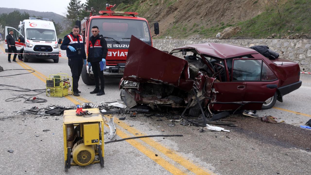 Yılın başındaki 4 ayda 684 kişi trafik kazalarında hayatını kaybetti.
