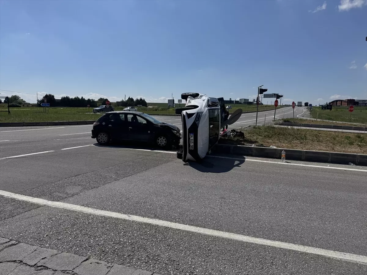 Edirne'deki Kaza Sonucu 5 Kişi Yaralandı