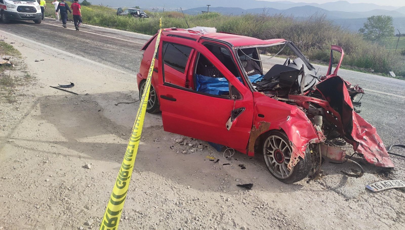 Trafik kazasında Bilecik'te 3 kişi hayatını kaybetti.