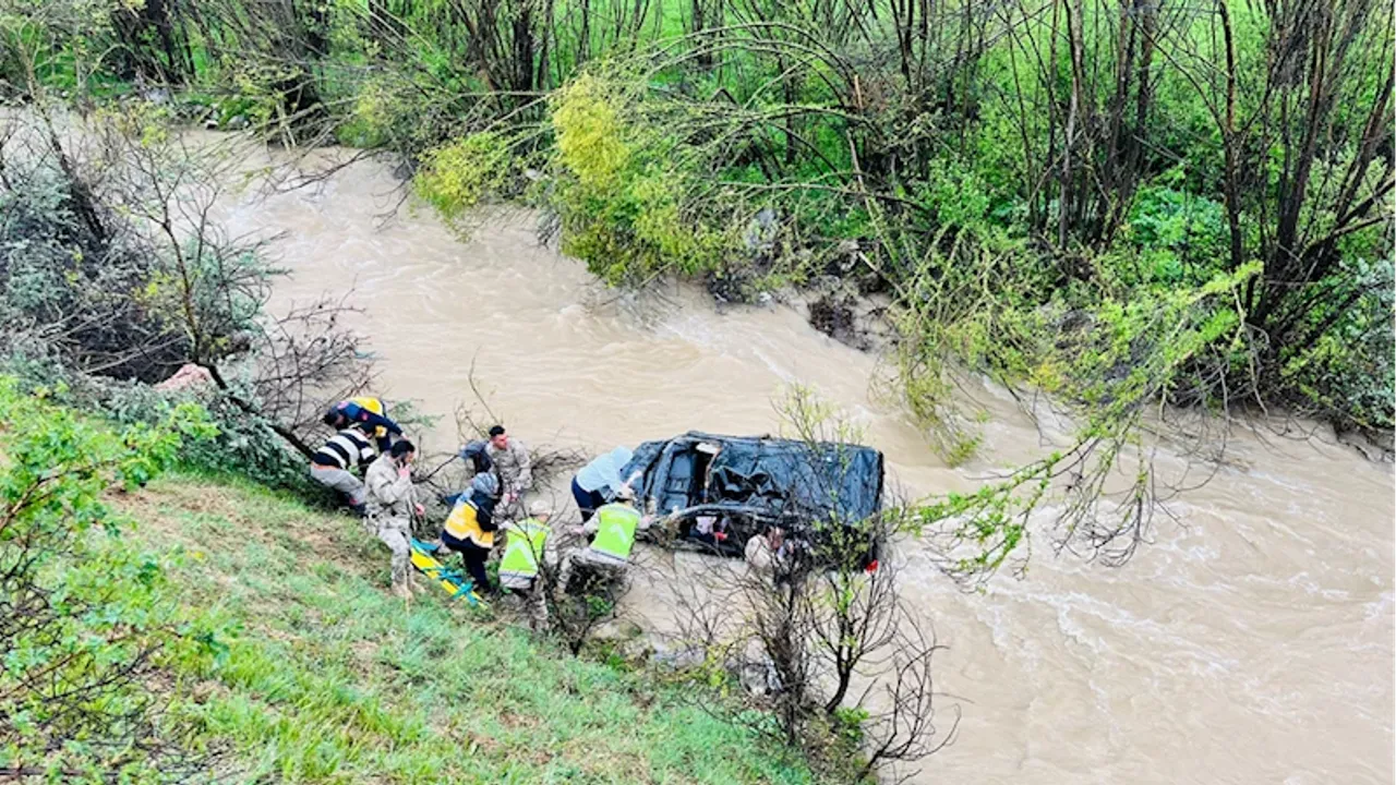 Gümüşhane'de trafik kazası: 1 çocuk hayatını kaybetti