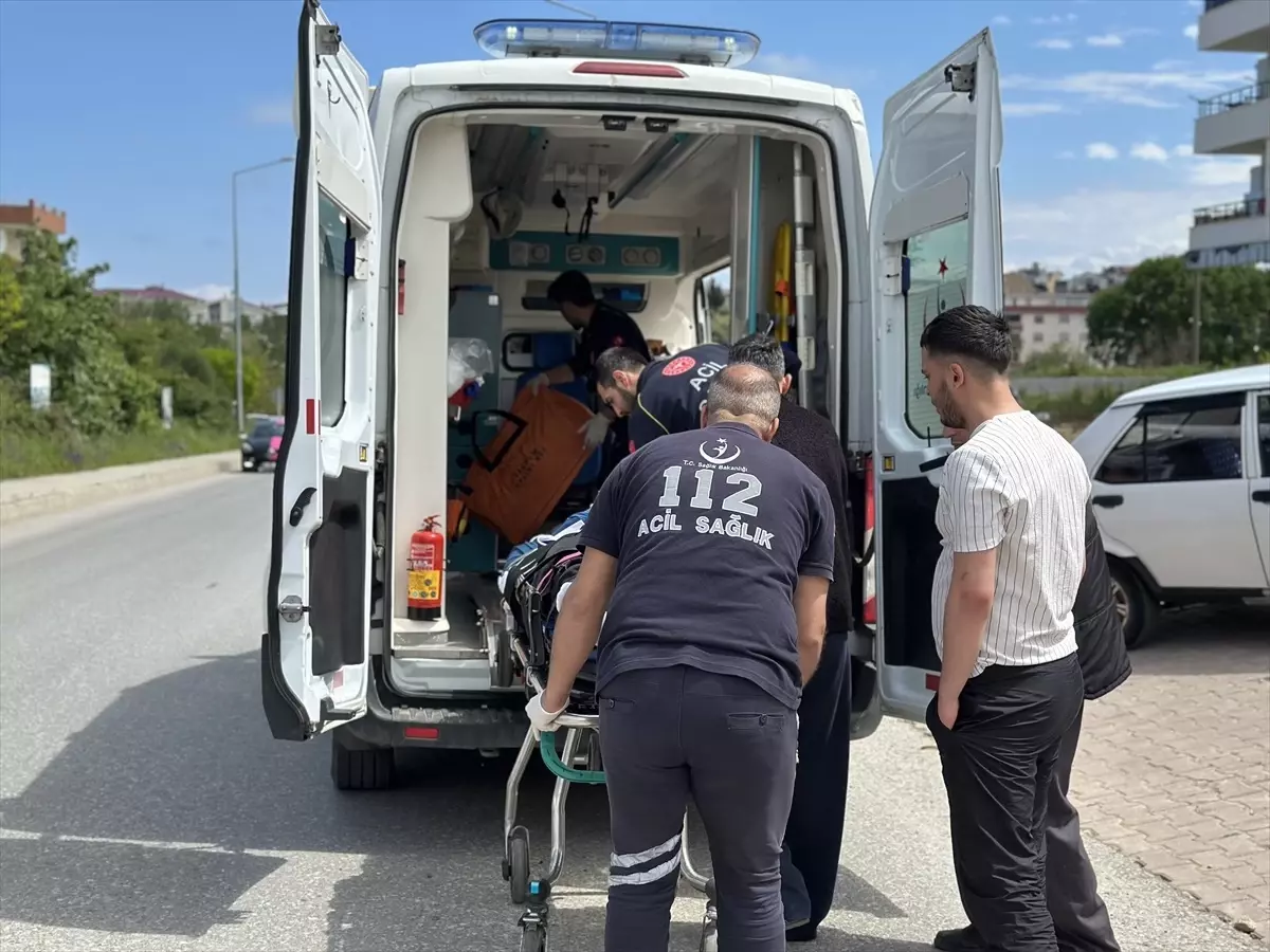 Gerze'de Trafik Kazası: 1 Yaralı