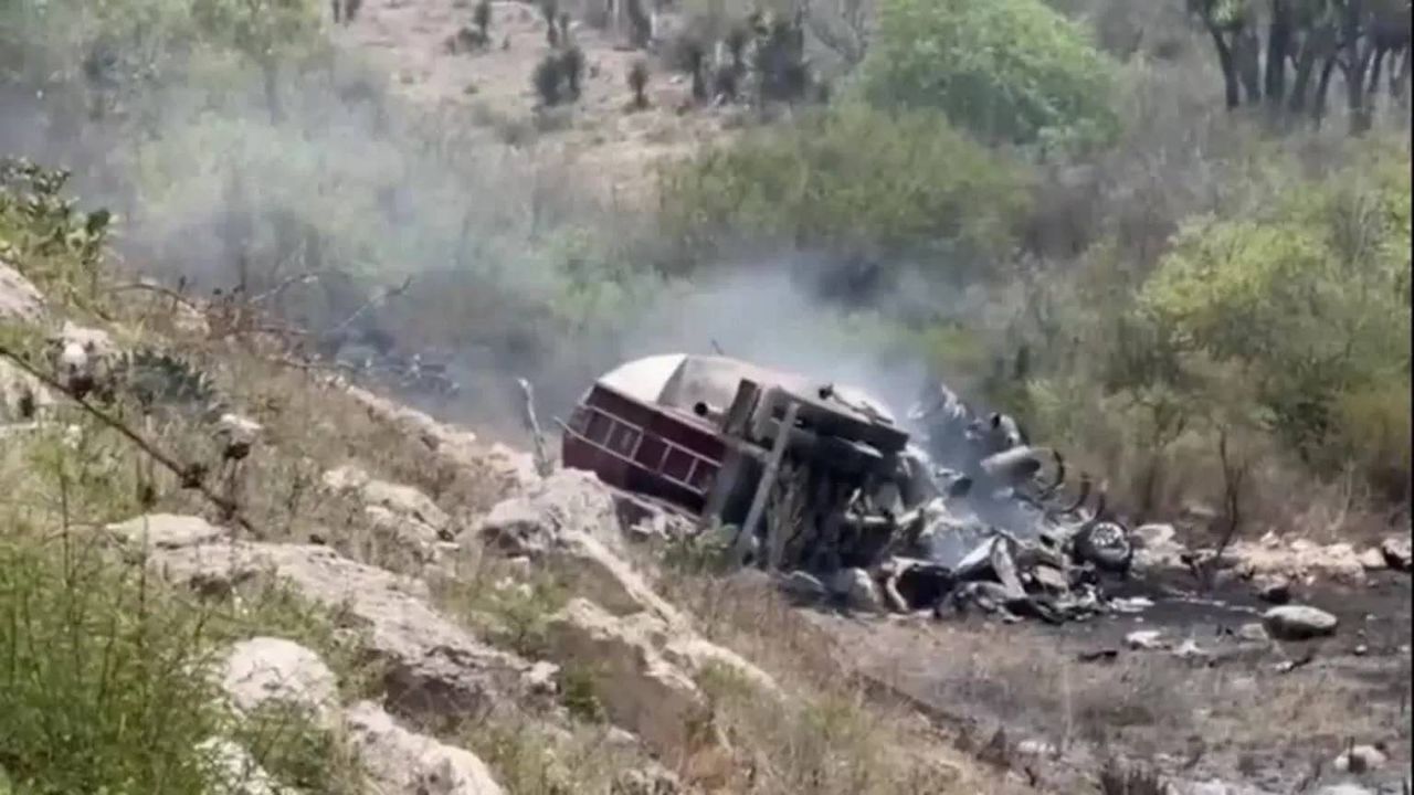 Meksika'da trafik kazası: 21 kişi hayatını kaybetti