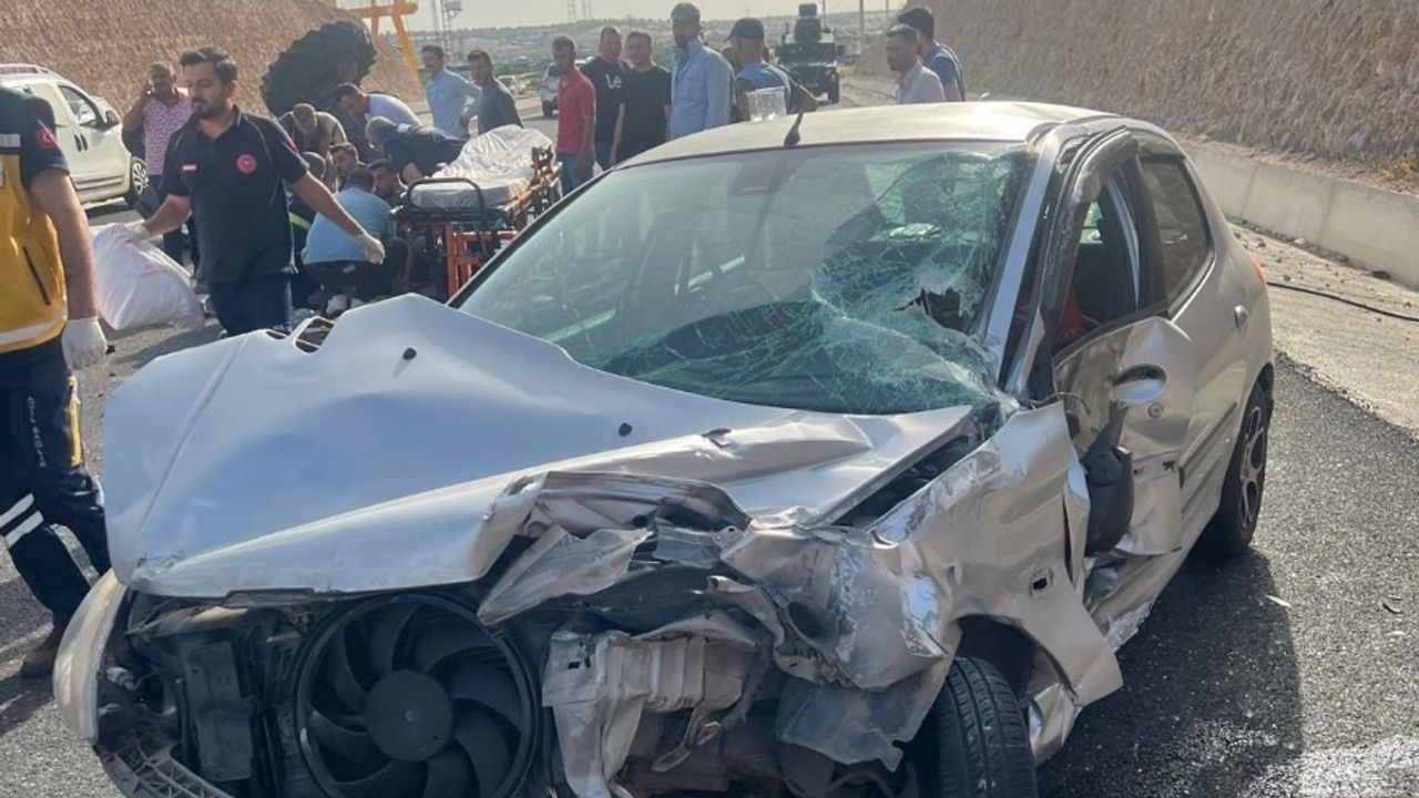 Mardin’de Korkutan Trafik Kazası: 3 Yaralı
