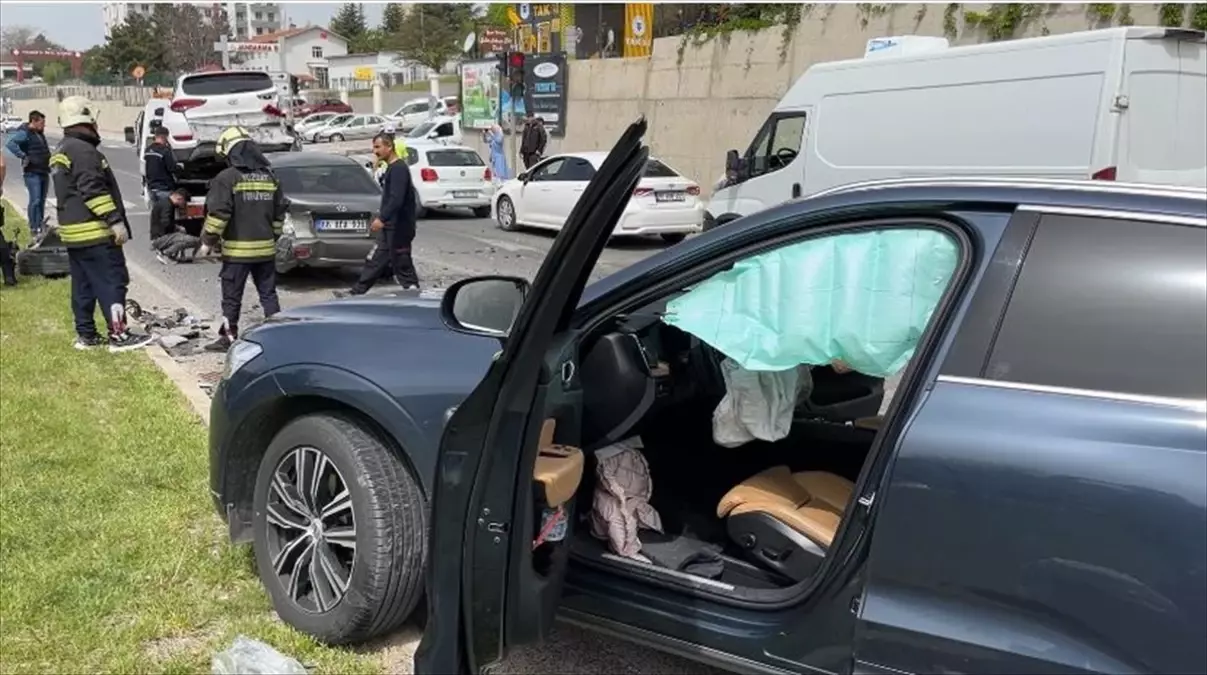 Yozgat'ta Zincirleme Trafik Kazası