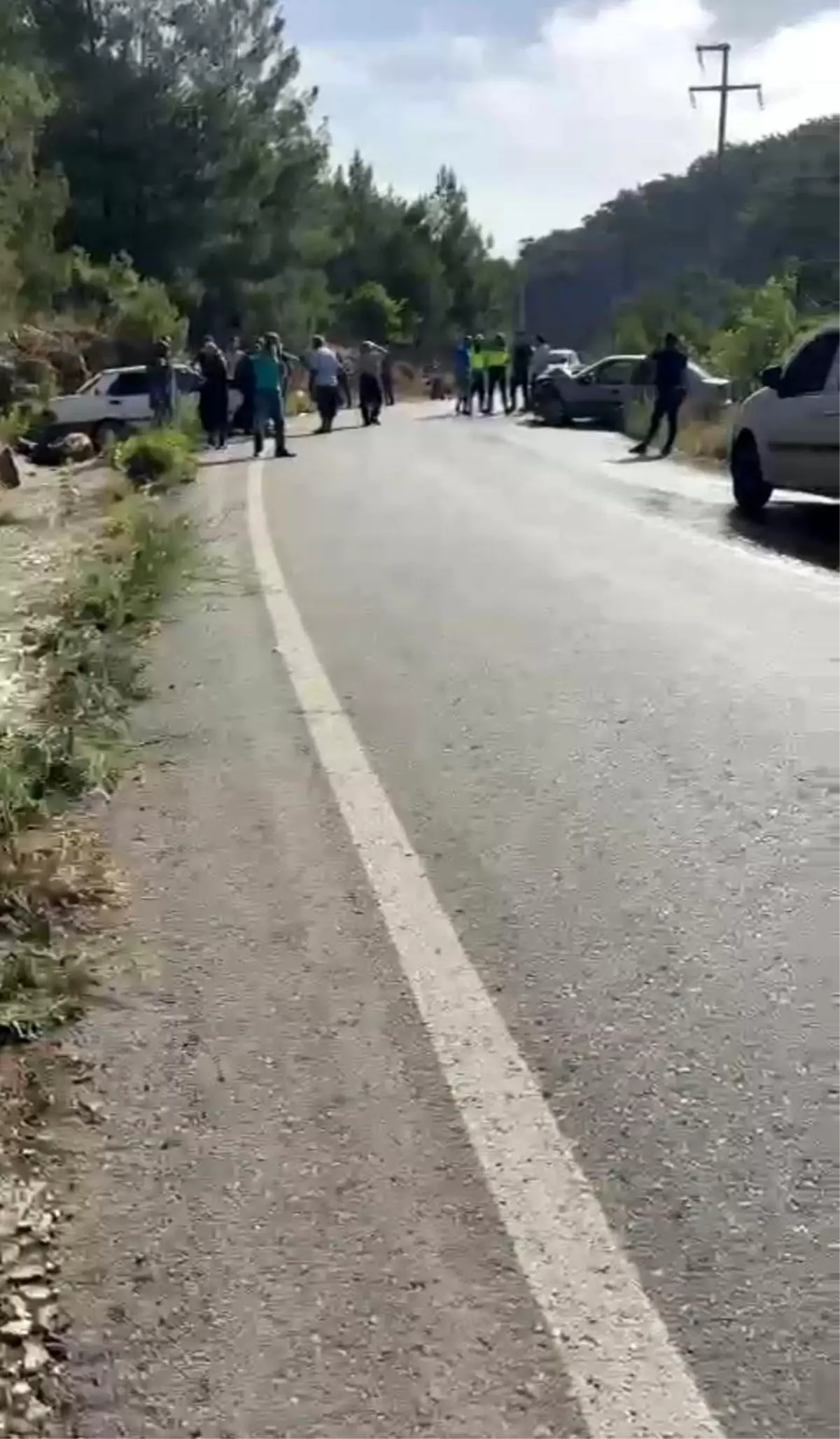 Alanya'da Trafik Kazası: 3 Yaralı