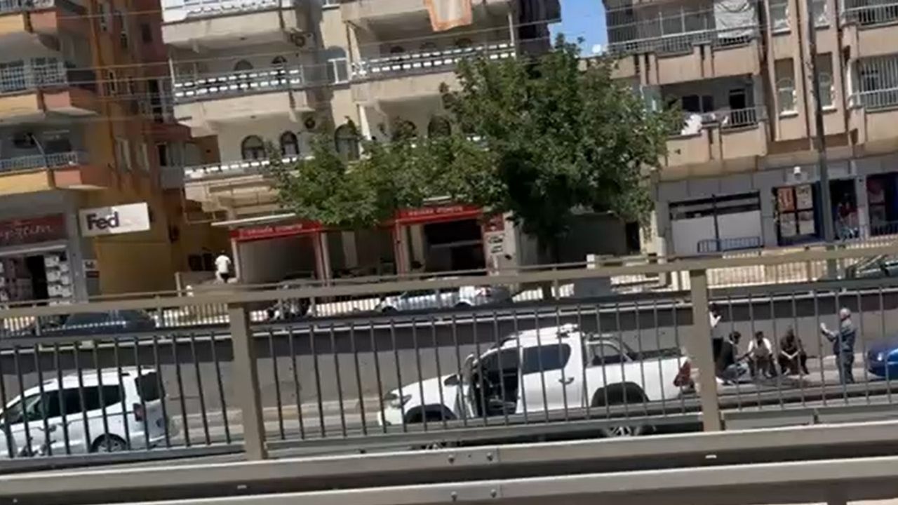 Şanlıurfa-Diyarbakır Yolunda Trafik Kazası: 1 Kişi Yaralandı