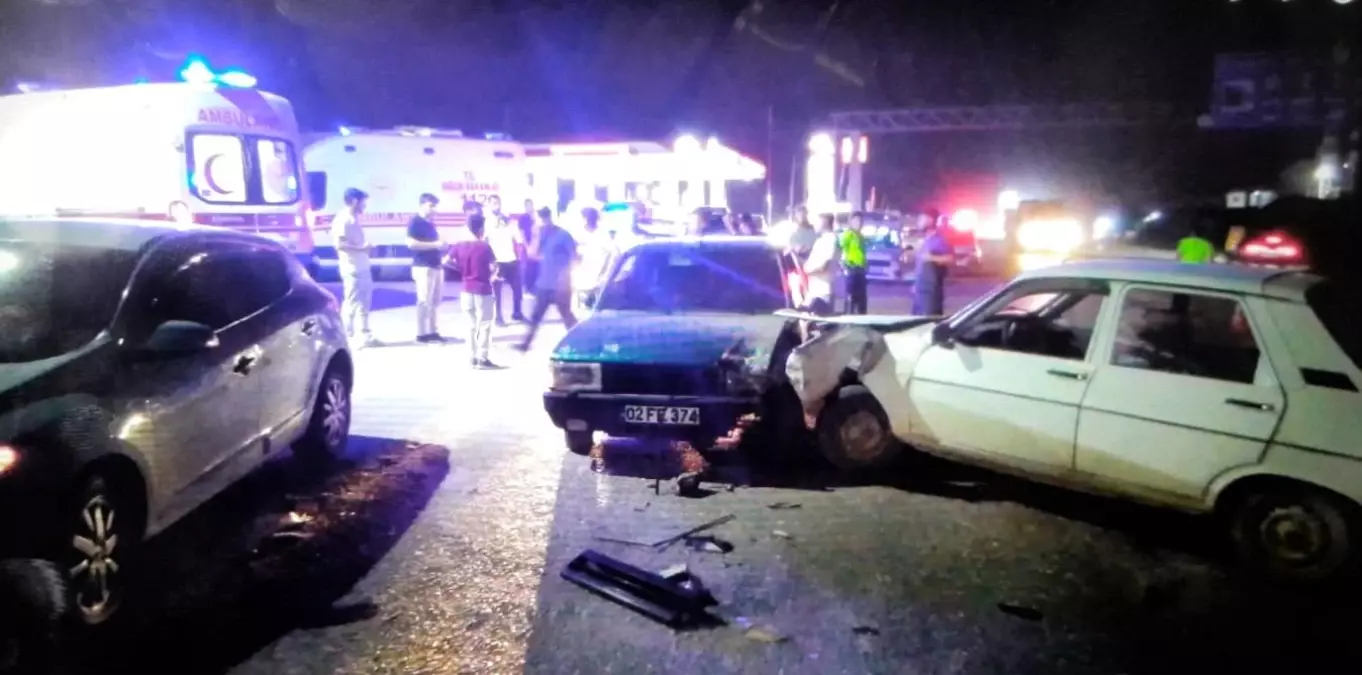 Adıyaman'da Trafik Kazası: 5 Yaralı