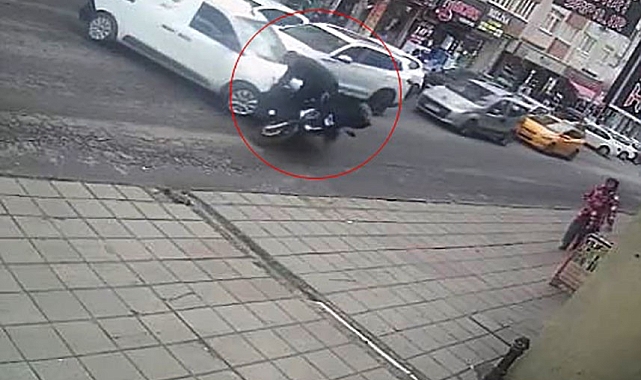 Belediye aşevinin aracı, motosikletle çarpıştı - Haberler