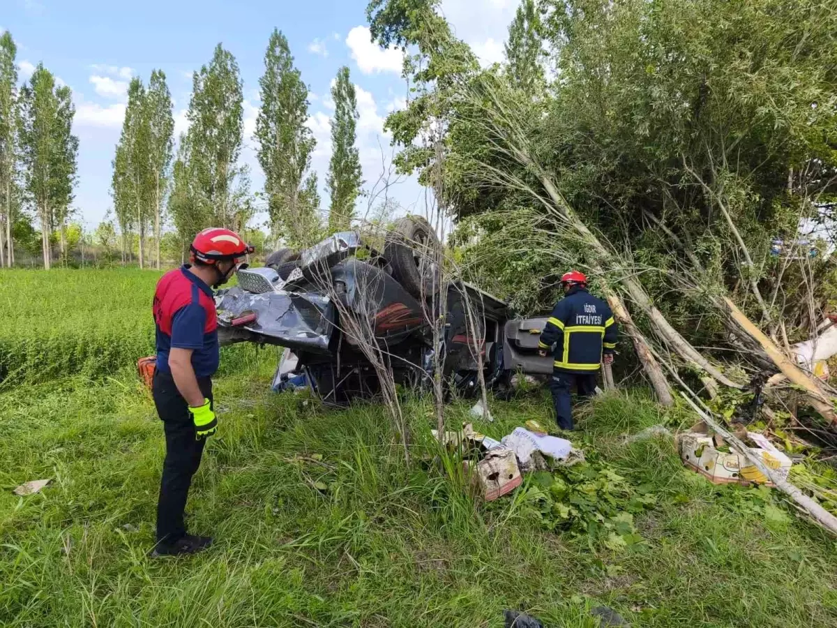 Iğdır'da Trafik Kazası: 5 Yaralı, 1 Ölü