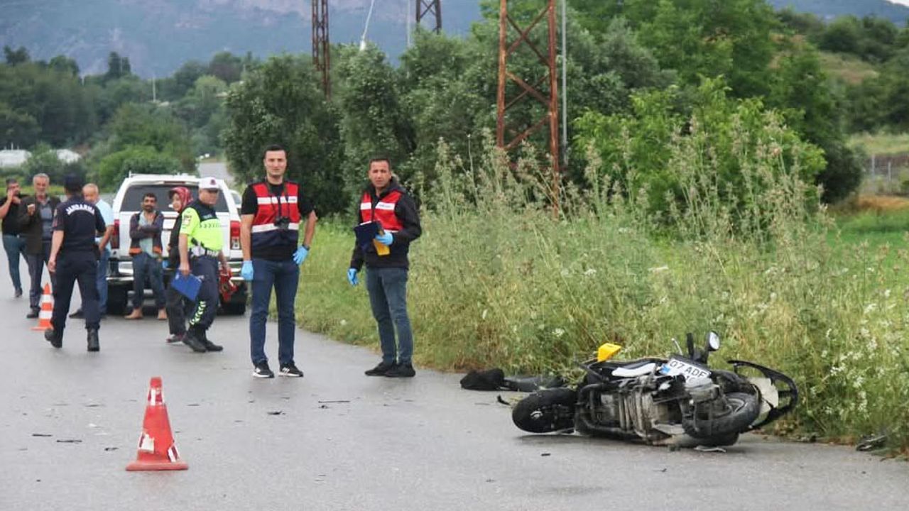 Serik'te kaza sonucu motosiklet sürücüsü yaşamını yitirdi.