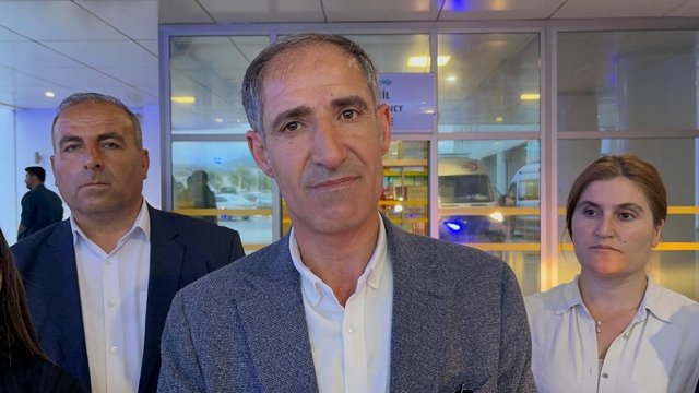 DEM Parti Van Milletvekili Dindar, trafik kazasında yaralı durumda (2)