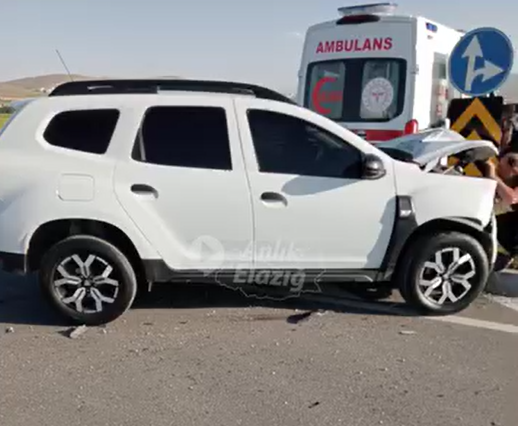 Elazığ-Pertek Yolu'nda Ürkütücü Kaza