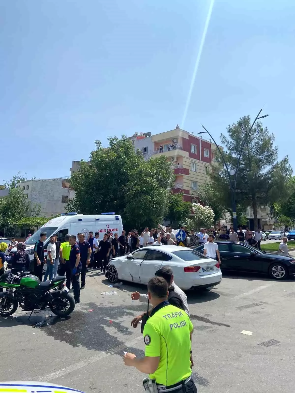 Batman'da Art arda Meydana Gelen Trafik Kazası: 4 Kişi Yaralı
