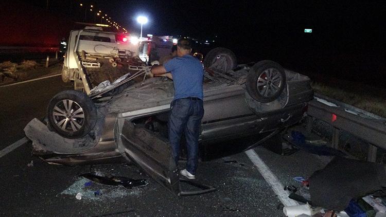 İzmir'de trajik bir olay: Ebeveynler öldü, bir bebek ve bir kişi yaralandı.
