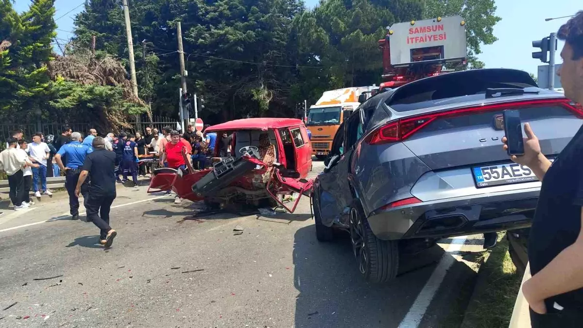 Samsun'da Kaza: 5 Kişi Yaralandı