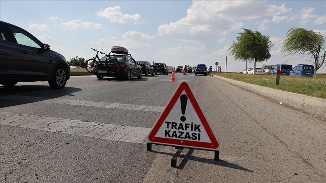 Tokat'ta Kaza: Araç Devrildi, Çok Sayıda Yaralı Bulunuyor.