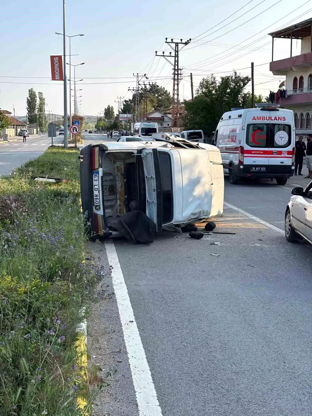 Kayseri'de kaza sonucu 3 kişi yaralandı.