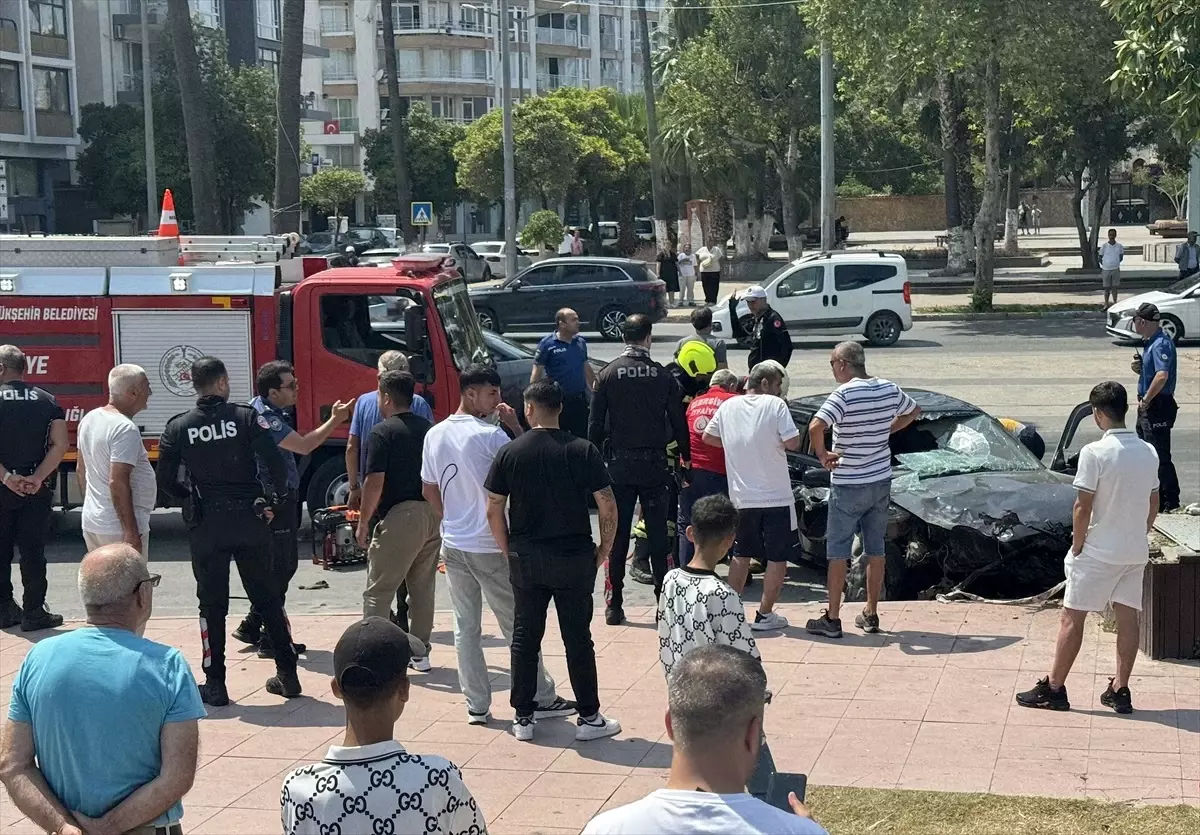 Mersin'de trafik kazasında 5 kişi yaralandı.