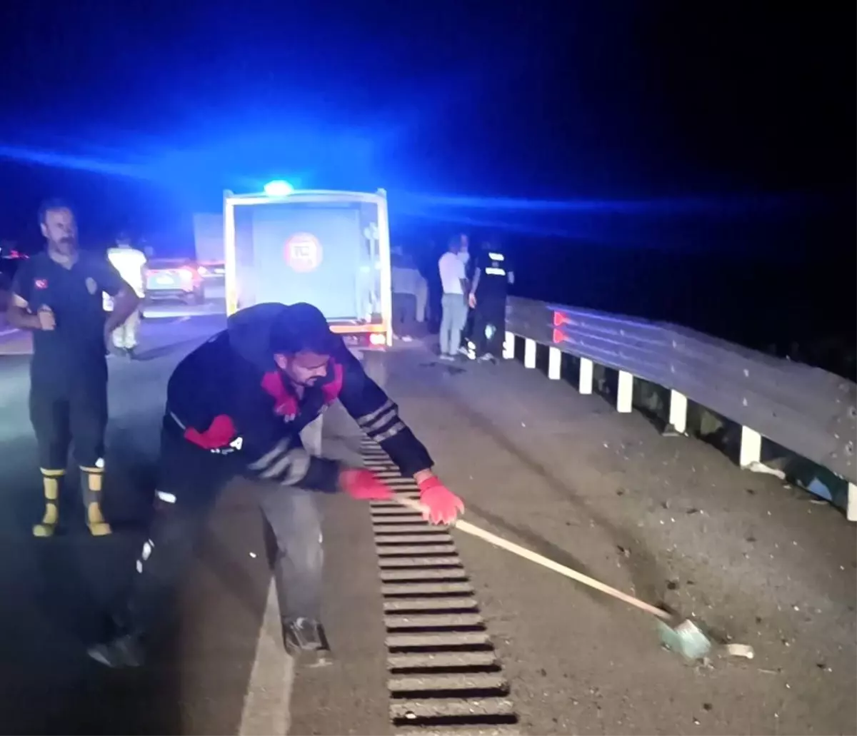 Van'da Kaza: 4 Kişi Yaralandı