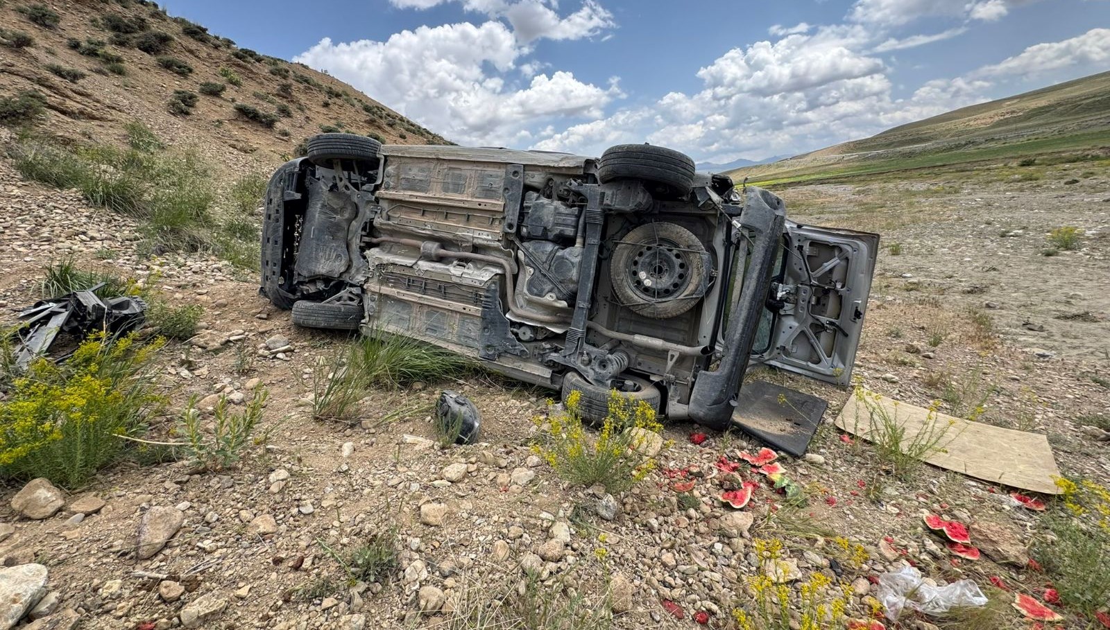 Van'da trafik kazasında altı kişi yaralandı.