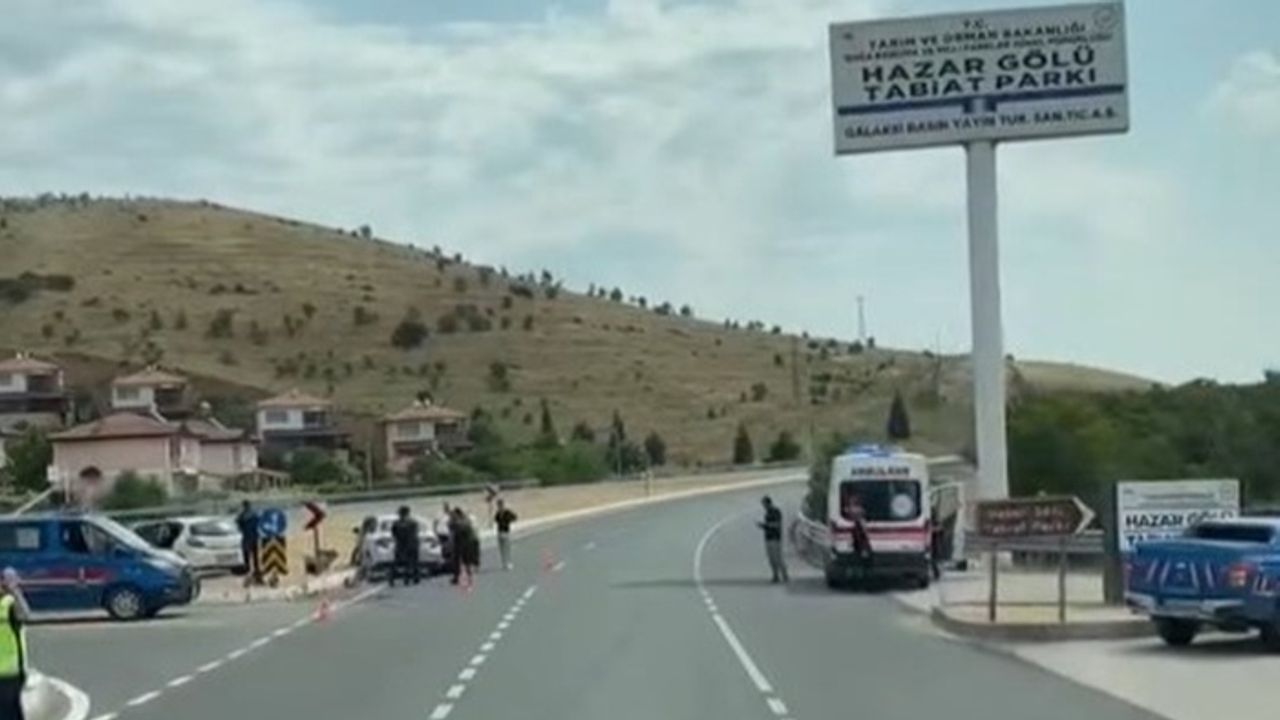 Elazığ'da meydana gelen kaza sonucunda 3 kişi yaralandı - CEGA Medya