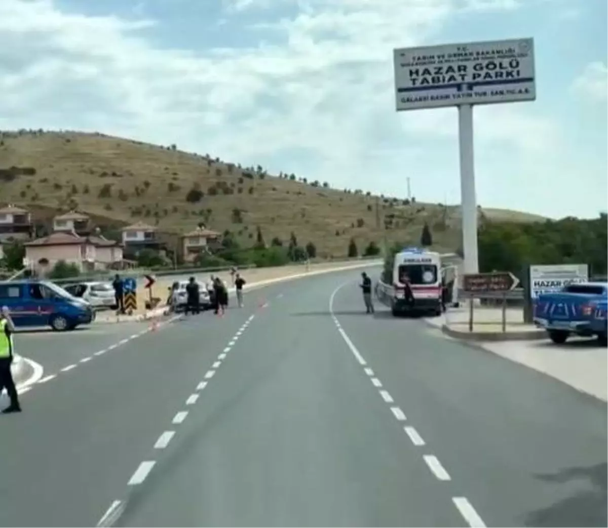 Elazığ'da trafik kazasında 3 kişi yaralandı.
