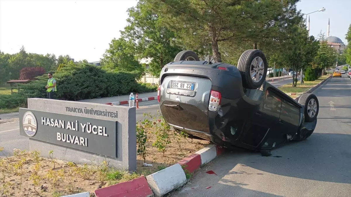 Edirne'de Kaza: İki Kişi Yaralandı.
