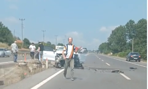Sakarya Karasu Yolu'nda Kaza: 2 Kişi Yaralı