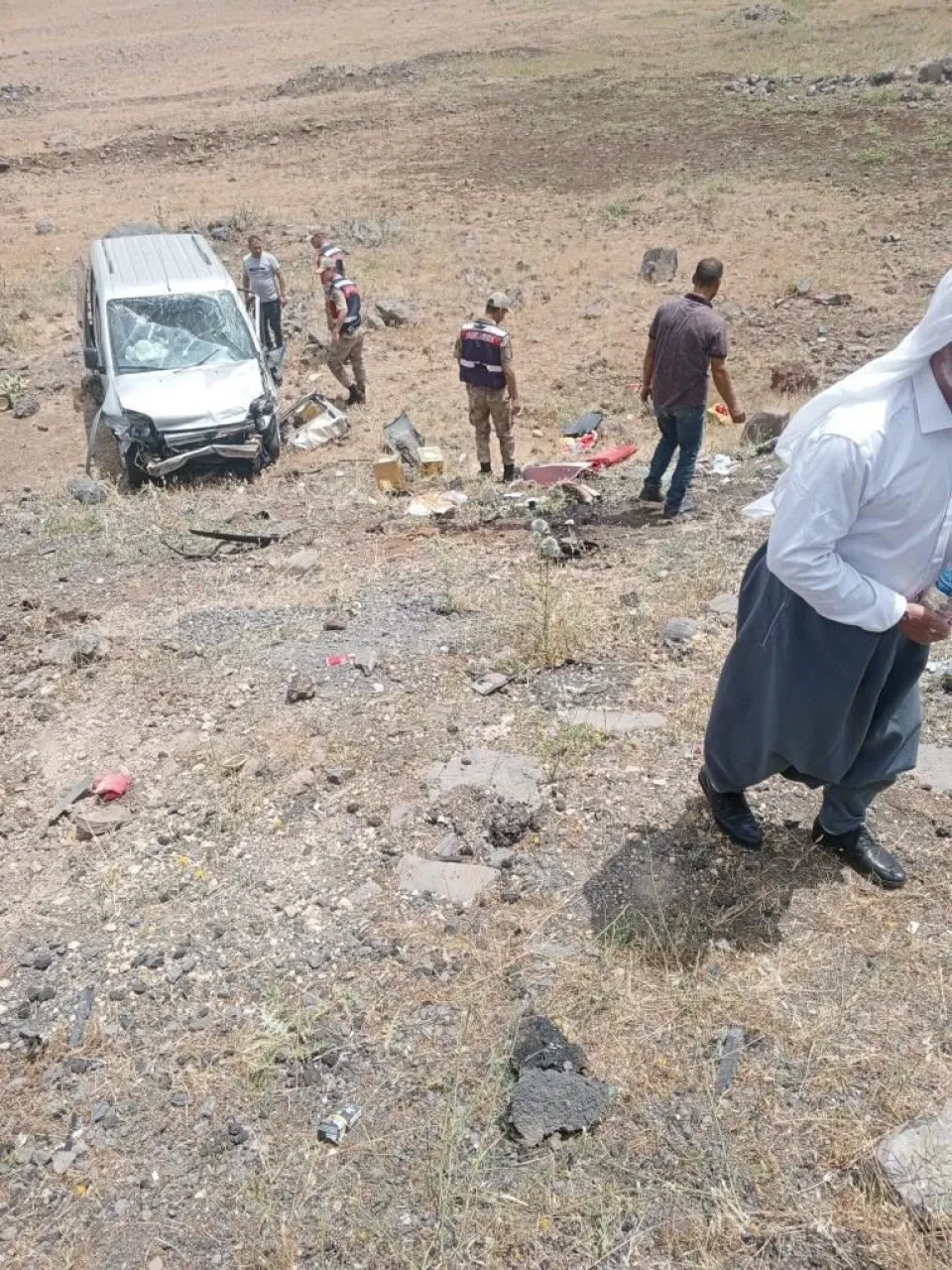 Siverek'te meydana gelen trafik kazasında 2 bebek dahil 4 kişi yaralandı.