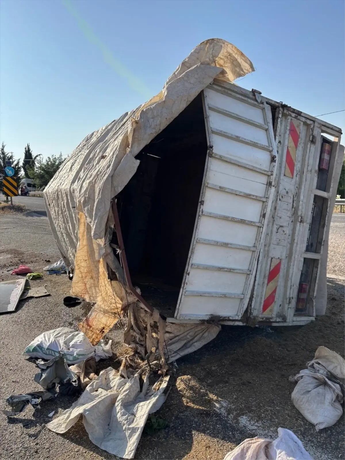 Adıyaman'da Kaza: 1 Kişi Hayatını Kaybetti, 5 Kişi Yaralandı