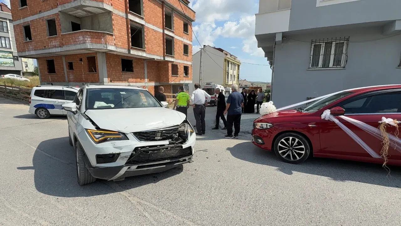 Arnavutköy, İstanbul’da Kaza: 2 Kişi Yaralandı