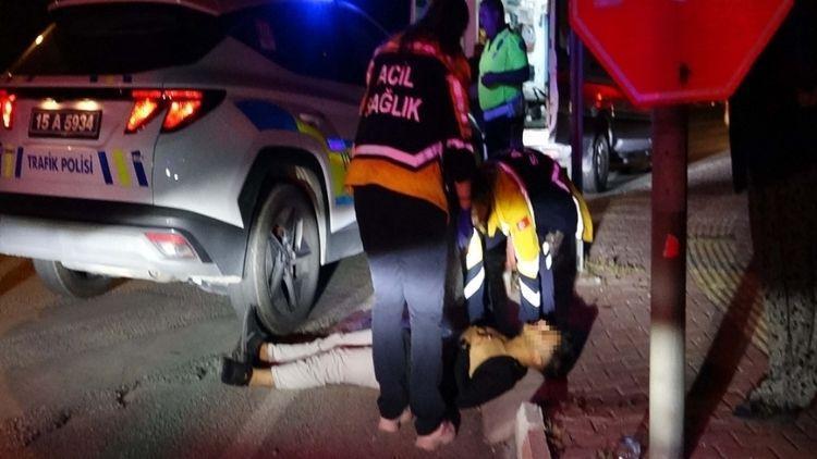Alkol nedeniyle farkında olmadan kaza yaptı, daha sonra metrelerce ilerleyerek düştü.