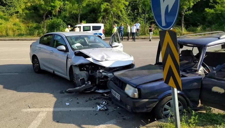 Görele'de trajik bir olay: Sürücü araç camından dışarı çıktı