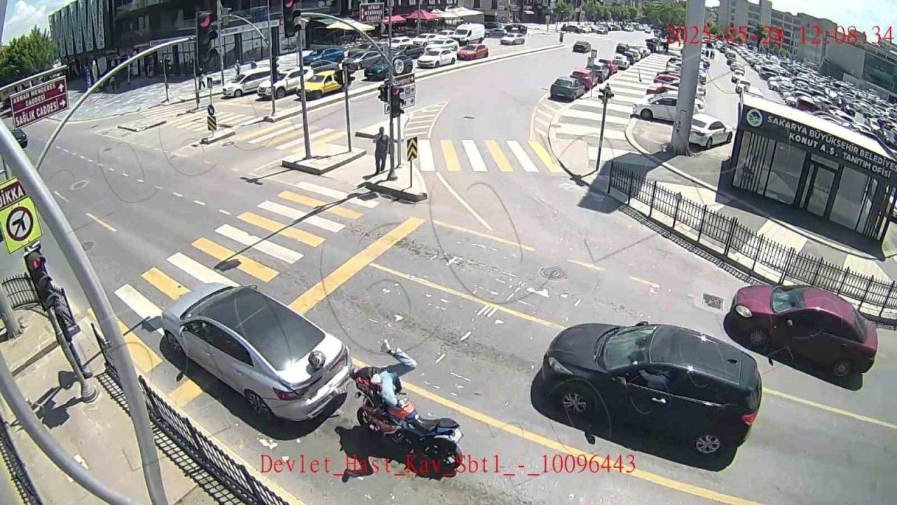 Sakarya’daki 12 farklı trafik kazası KGYS’de tespit edildi.