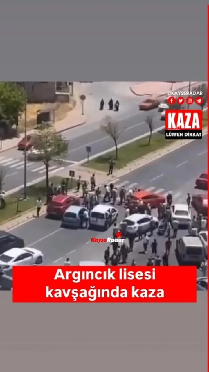 Argıncık lisesi kavşağında trafik kazası oldu. Lütfen sürücüler dikkatli olsun.