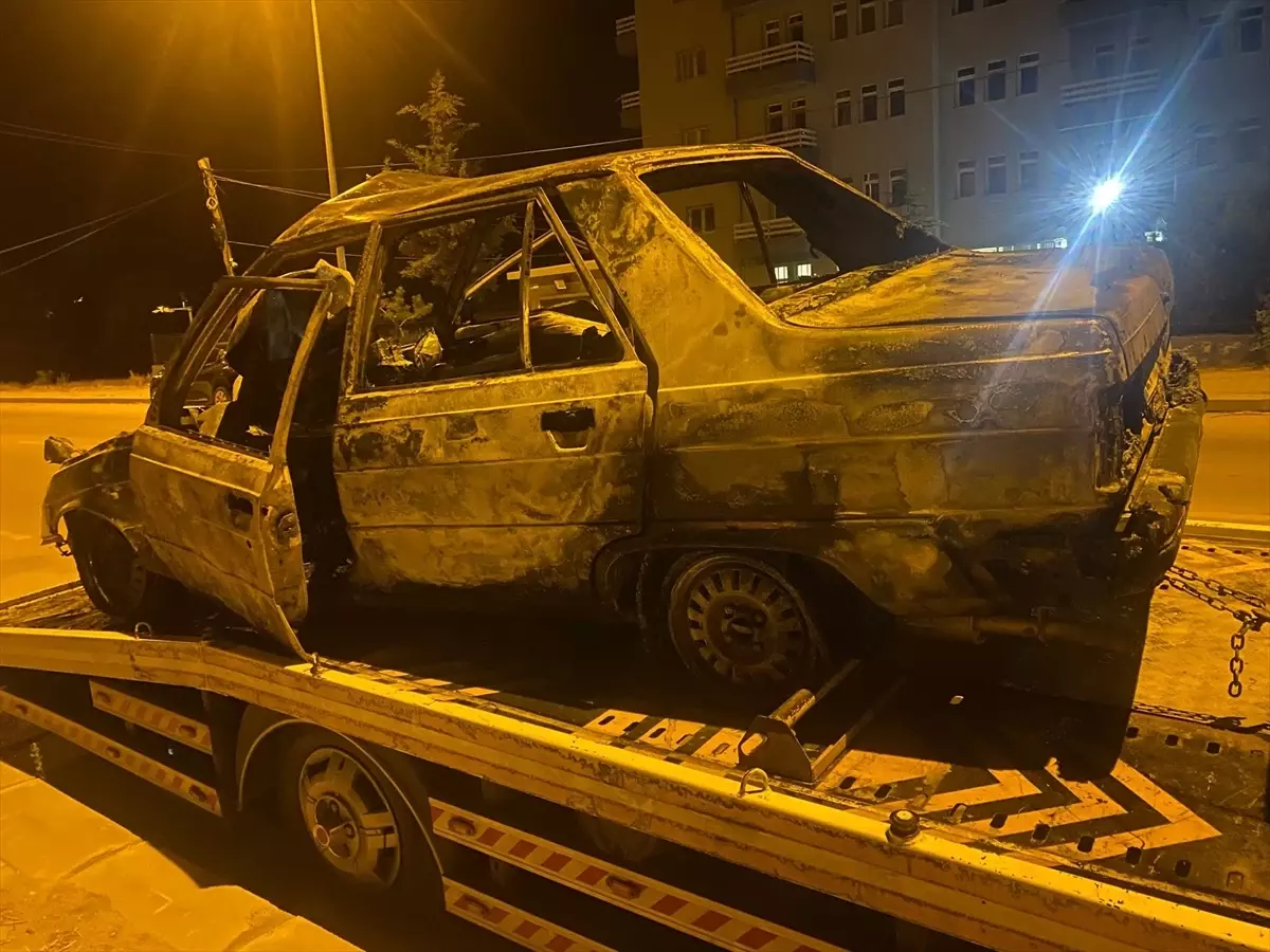 Başmakçı'da Trafik Kazasında 1 Kişi Hayatını Kaybetti ve 4 Kişi Yaralandı.