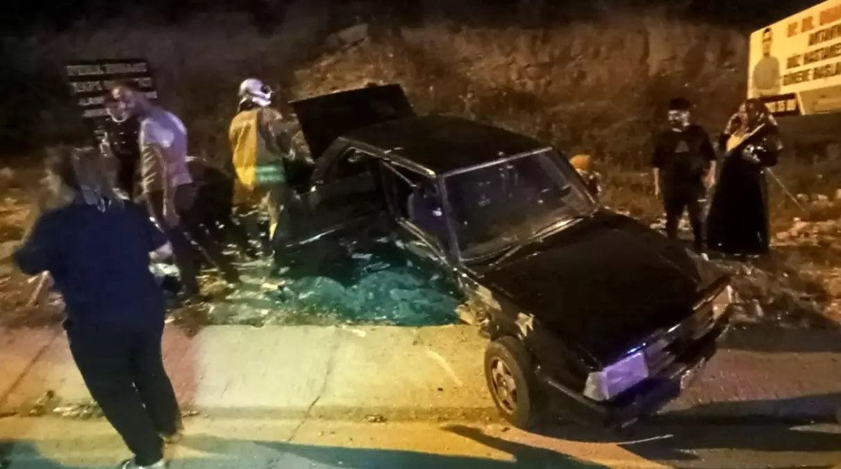 Hatay'da trafik kazasında 6 kişi yaralandı.