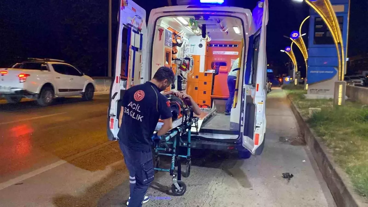 Kocaeli'de kaza: 18 yaşındaki şoför hayatını kaybetti.