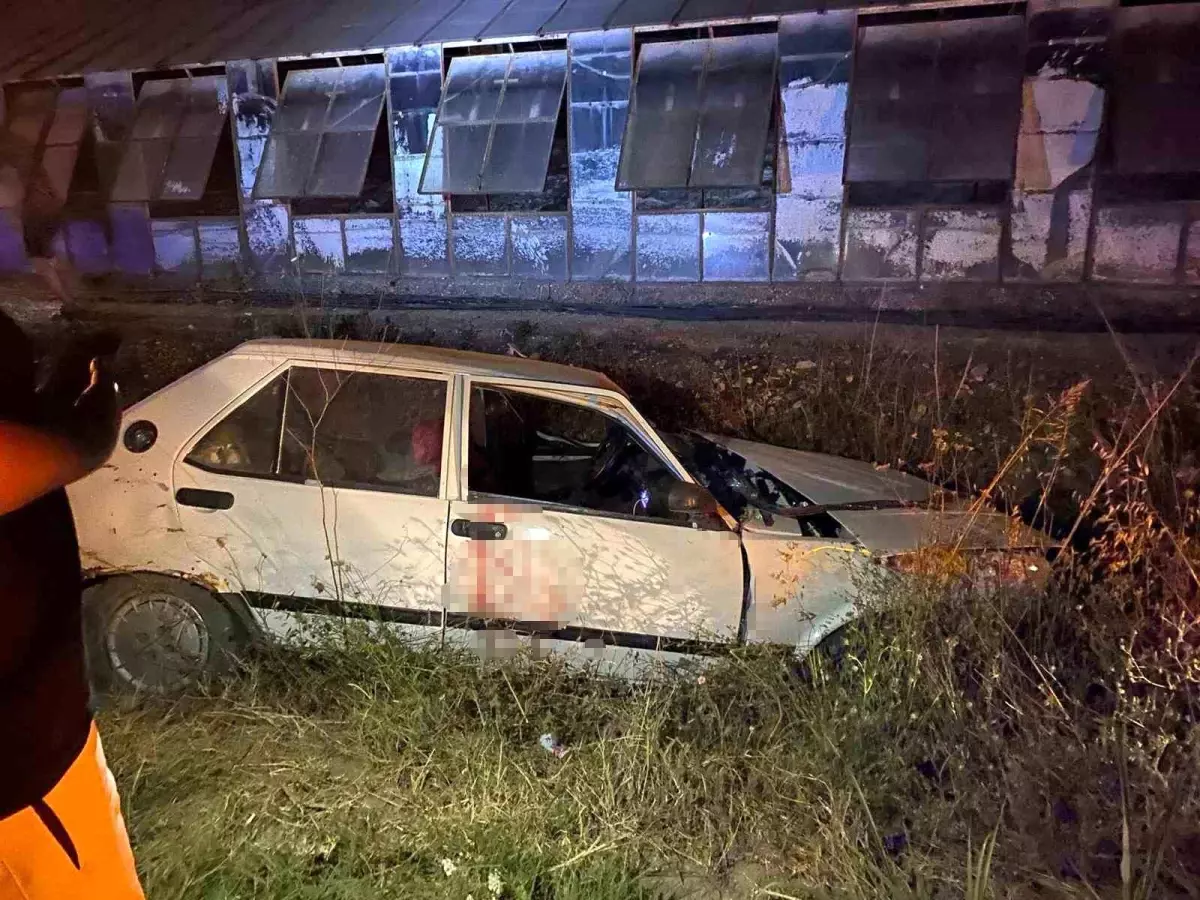 Aksu'da Trafik Kazasında 1 Kişi Hayatını Kaybetti, 2 Kişi Yaralandı.