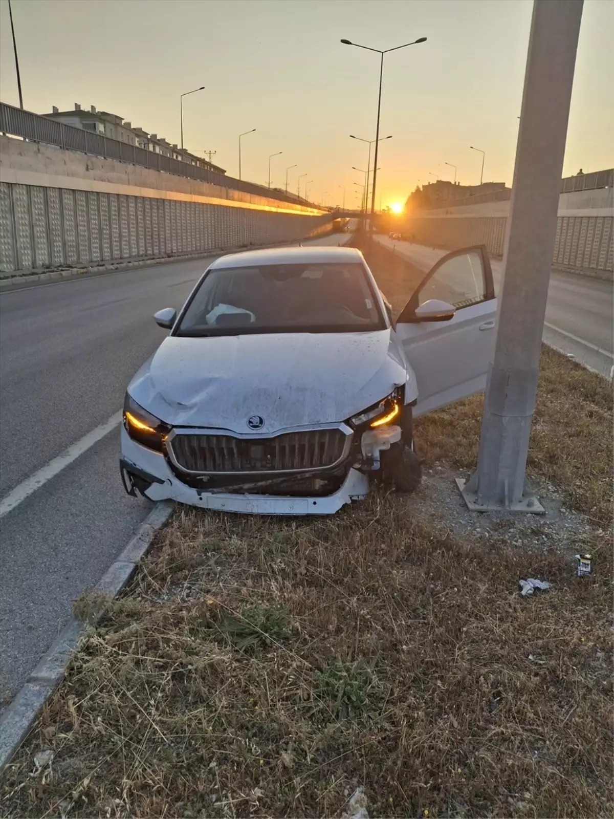 Gümüşhacıköy'de trafik kazasında 4 kişi yaralandı.