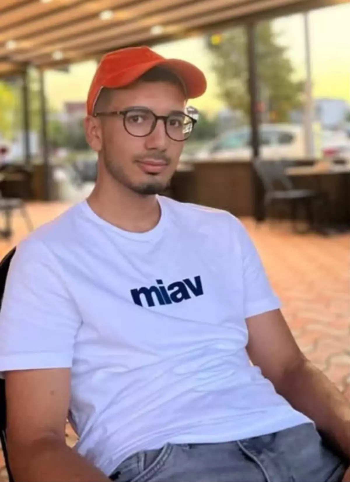 Kocaeli'de Genç Sürücü, Trafik Kazasında Hayatını Kaybetti.