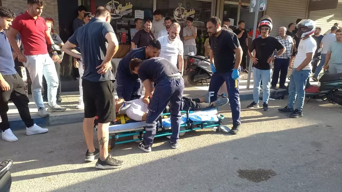Manisa'da kaza meydana geldi, 4 kişi yaralandı.