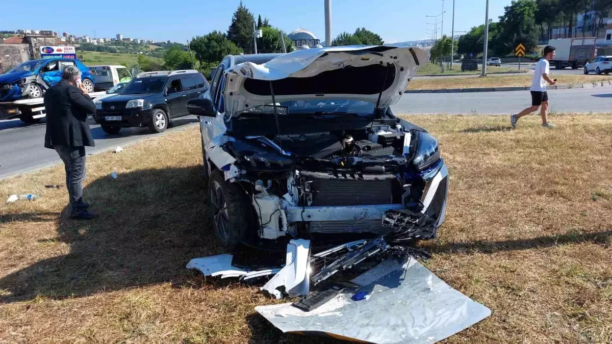 4 kişi, kaza sonucu yaralandı Samsun'da.