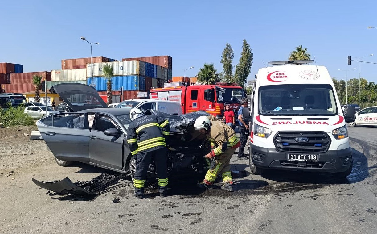 İskenderun'da trafik kazası meydana geldi.