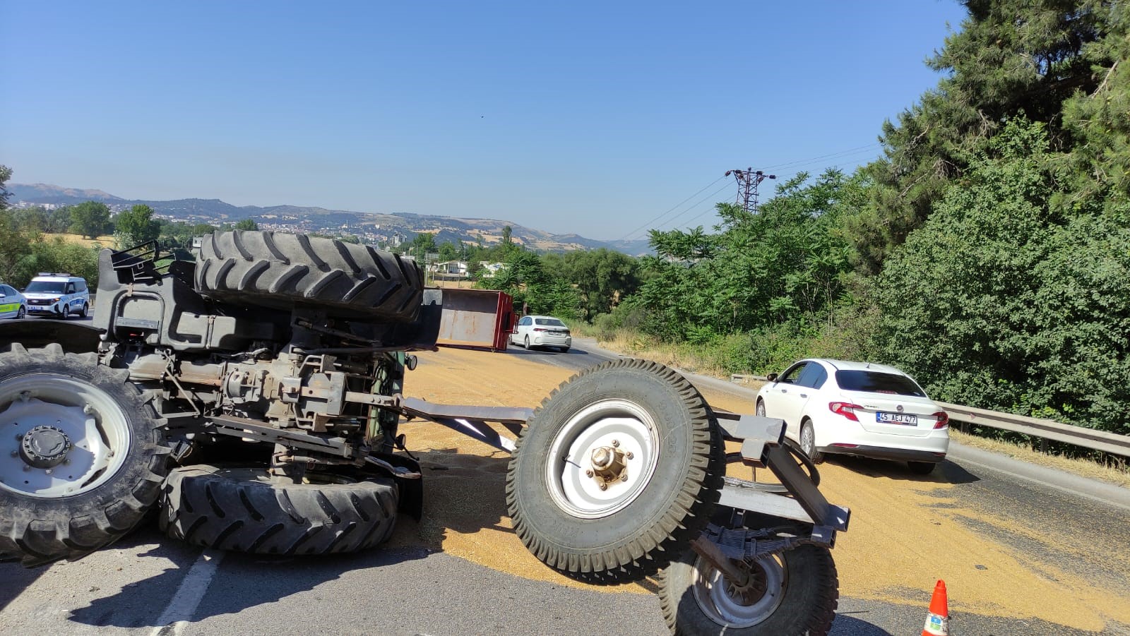 Trafik kazasında 3 kişi yaralandı - En Son Haberler