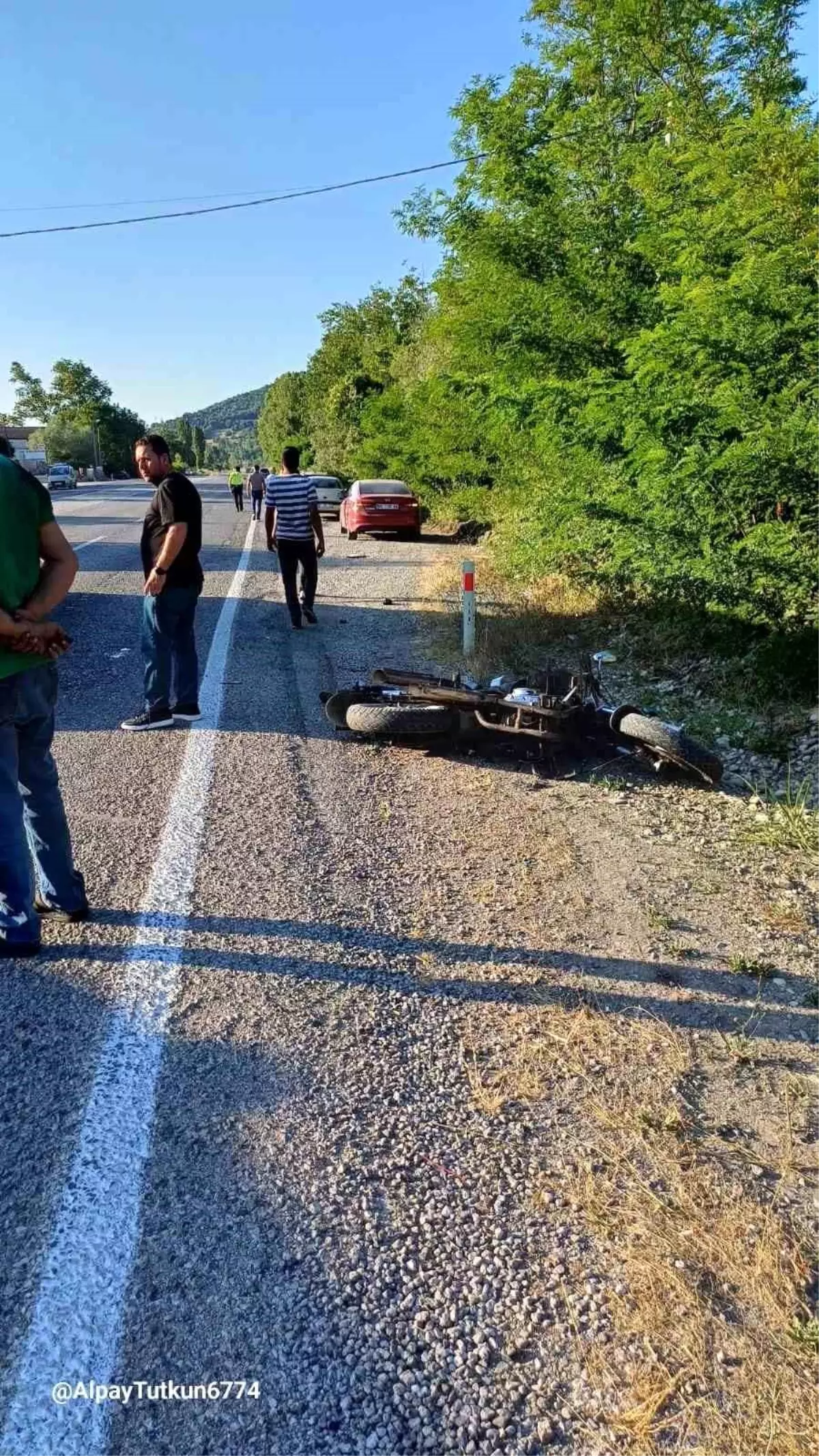 Çaycuma'da Kaza: İki Kişi Yaralandı