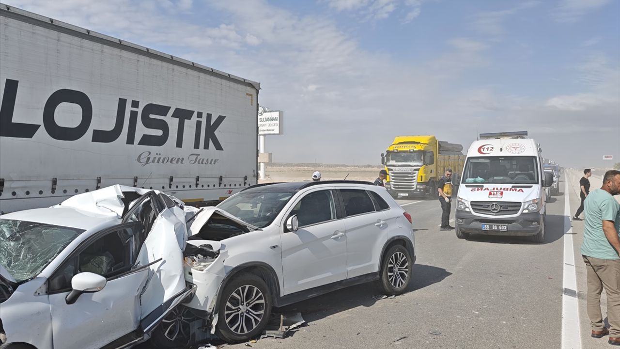 Aksaray Sultanhanı'nda Zincirleme Kaza: 11 İnsan Yaralandı