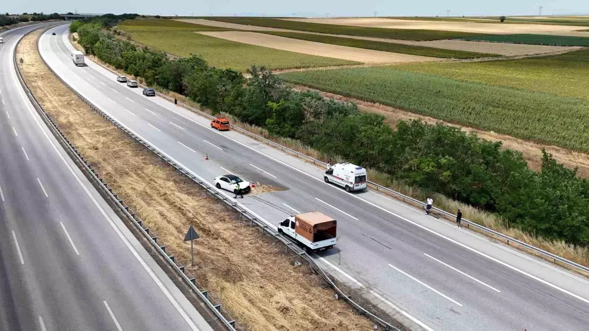 Edirne'de meydana gelen kaza sonucu iki kişi yaralandı.